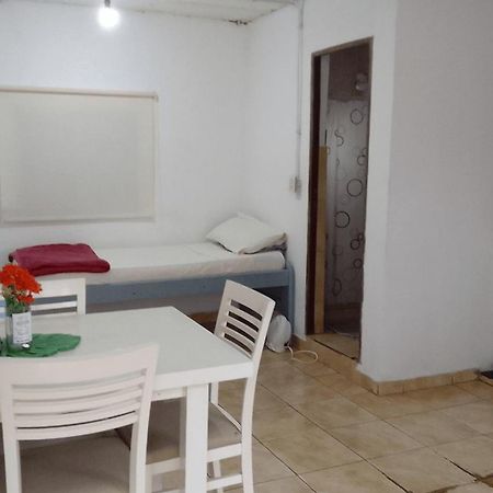 Sencillo Alojamiento Entrando A La Ciudad Apartment โปซาดัส ภายนอก รูปภาพ